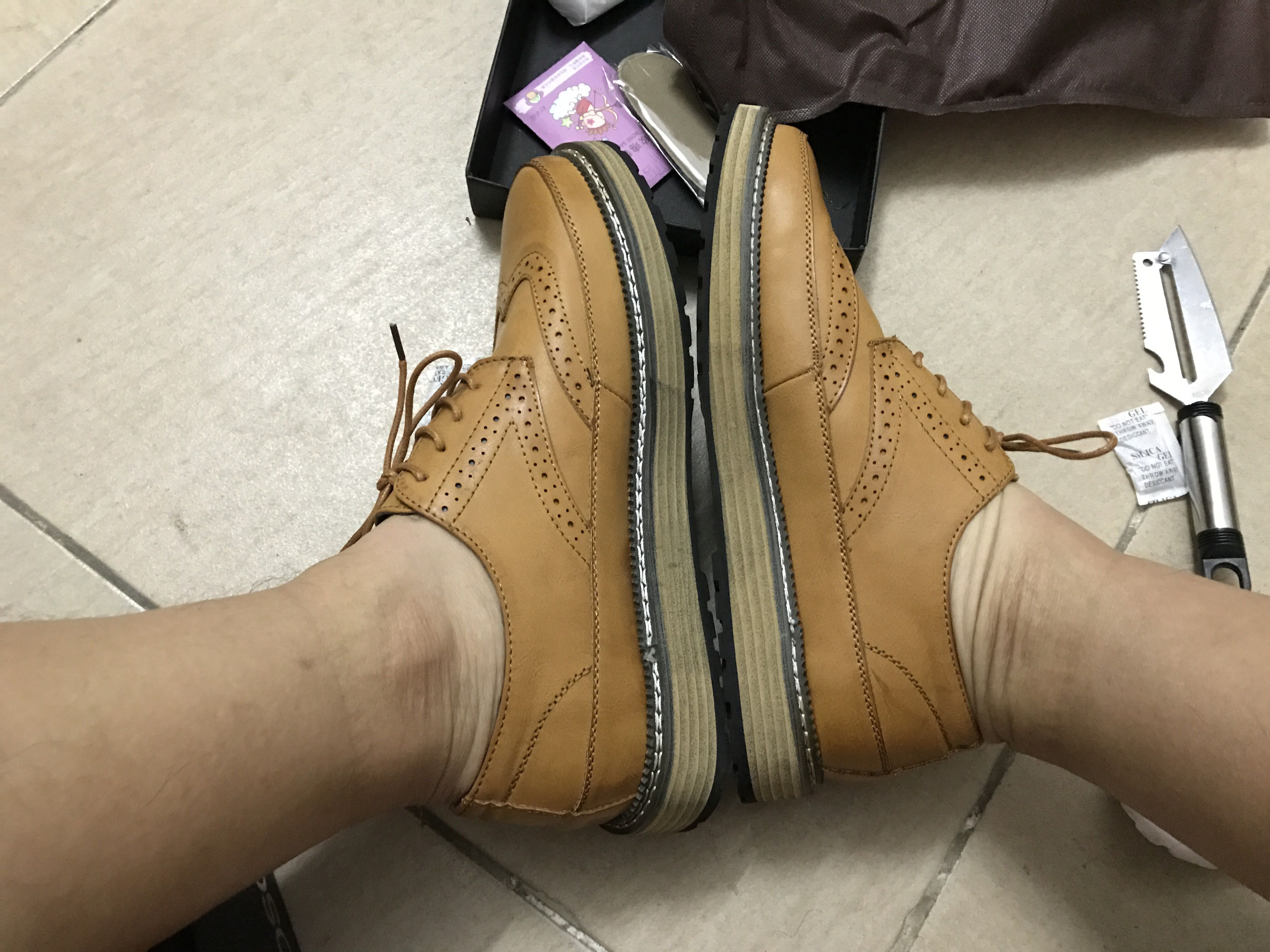 鞋还行,就有点异味