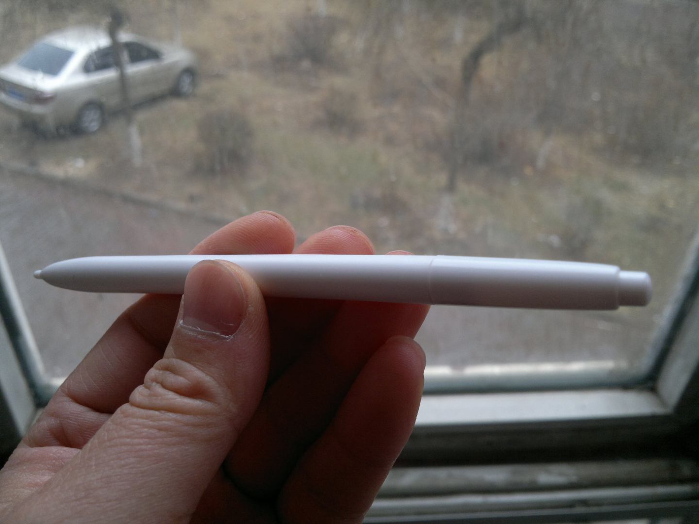 识别挺差的 比如沁字就识别不了 写字必须想小学生一样规范才能识别 做个摆设吧
