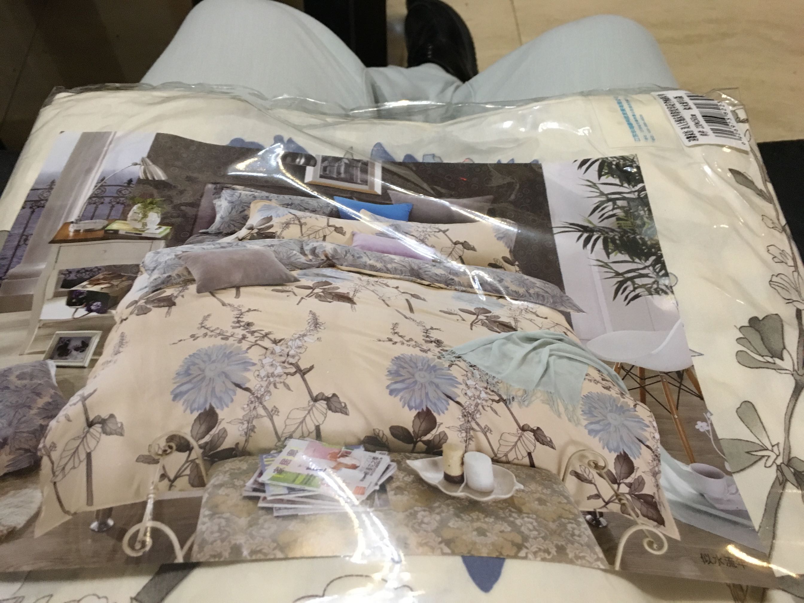 品质还可以,一般般的。性价比比较高