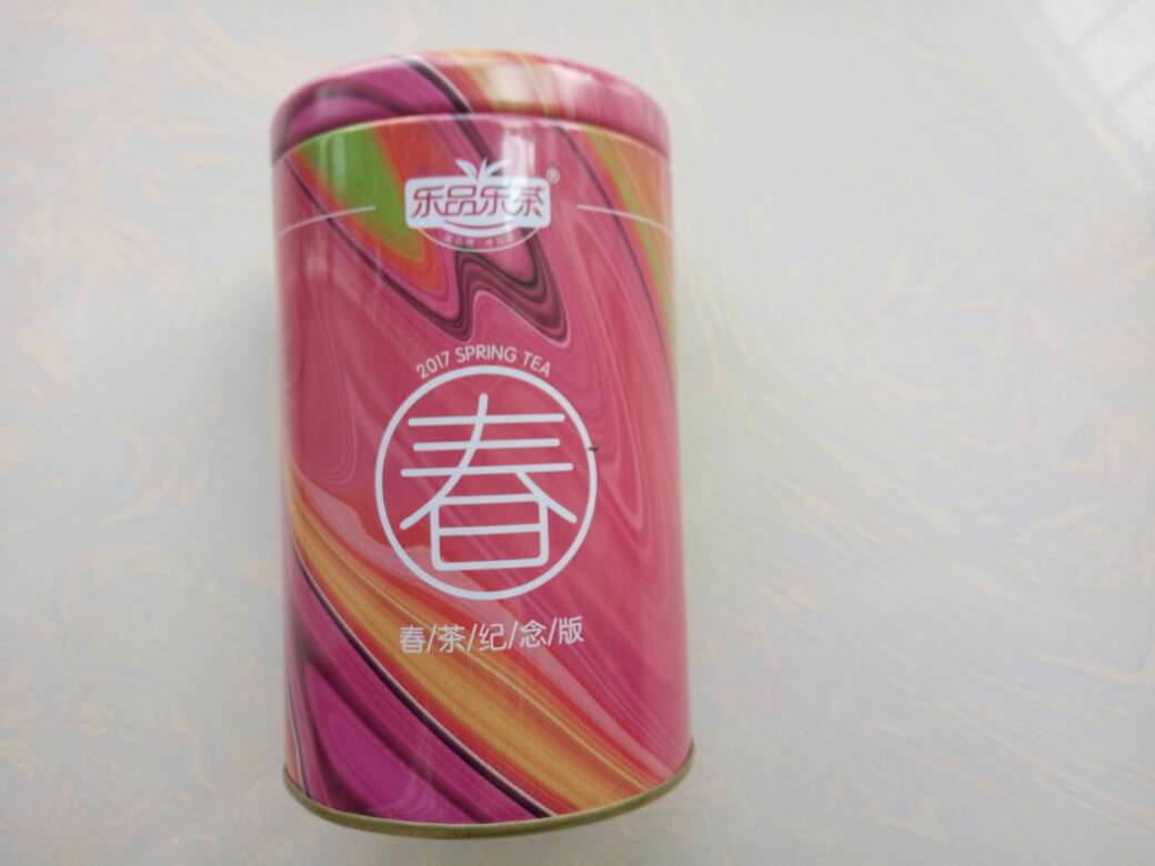 送货很快,包装很好,外观精美,喝起来还不错。