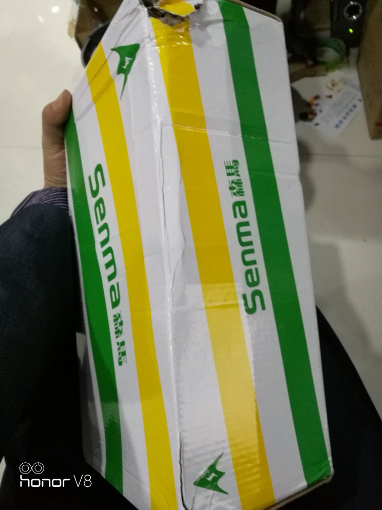没有老布舍好看布面是帆布?