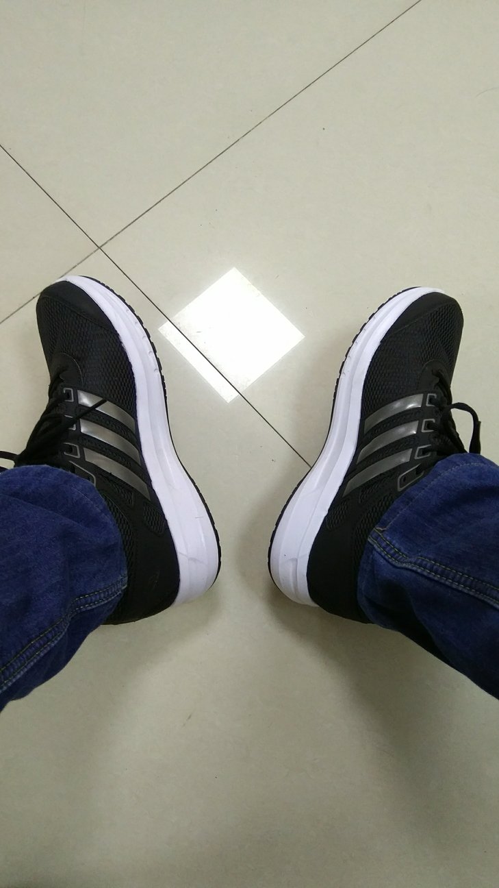 正品,外形也漂亮,这个价格划得来。