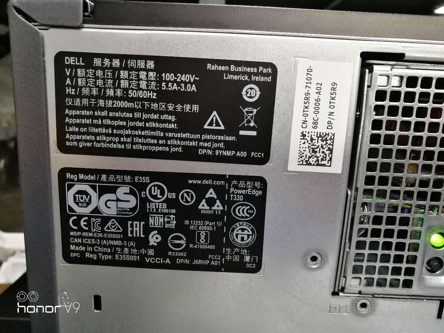 让同事拍的,运行了那么久都非常稳定!!