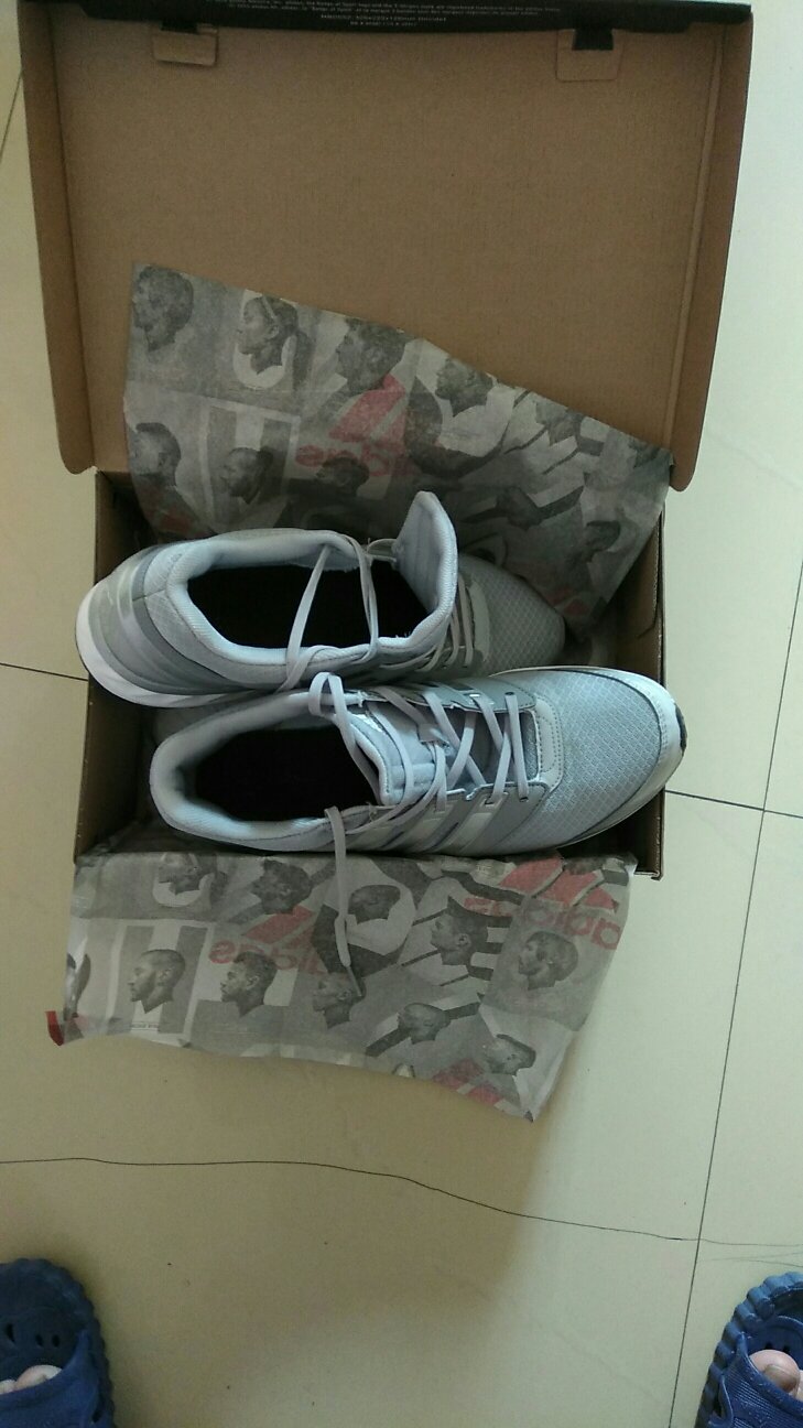 阿迪达斯ADIDAS 2017夏季 中性 跑步系列FALCON ELITE 3 U 跑步鞋 S76795 44码