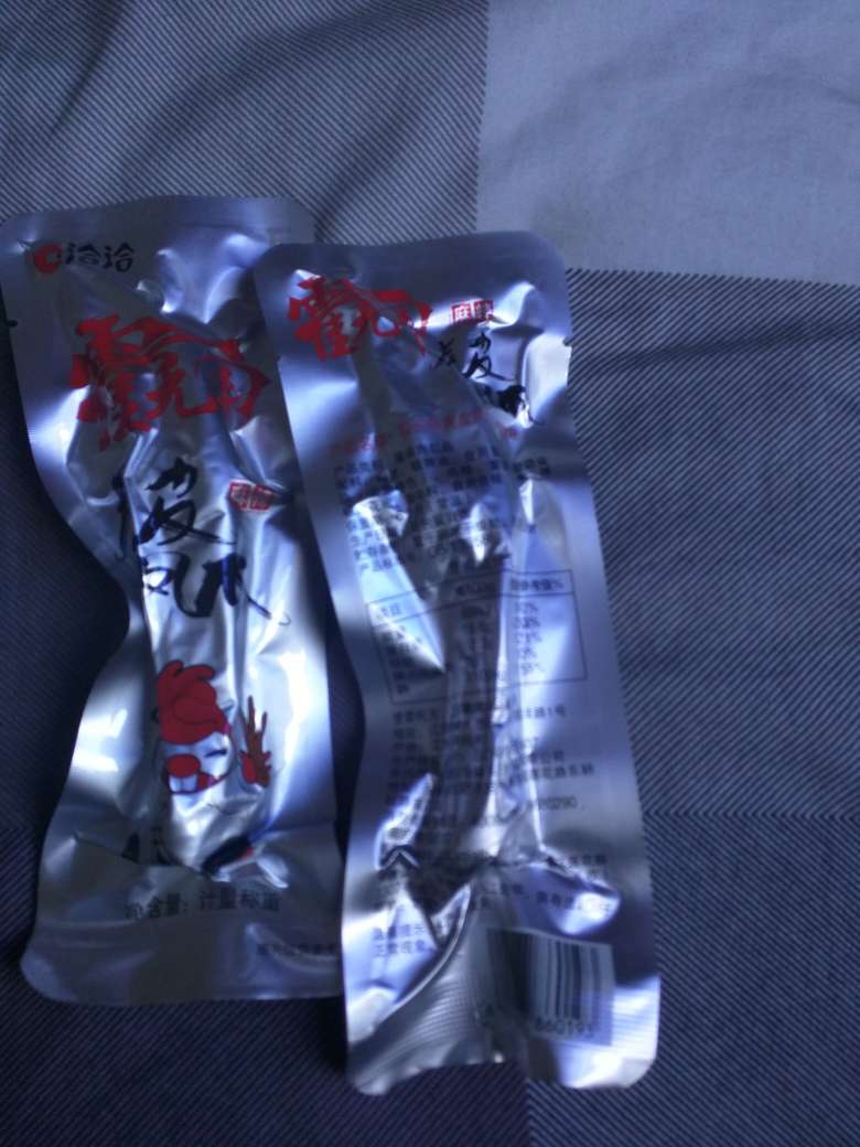 不建议买,有一股鸡湿味,不太好吃,我吃了两小包就全丢了