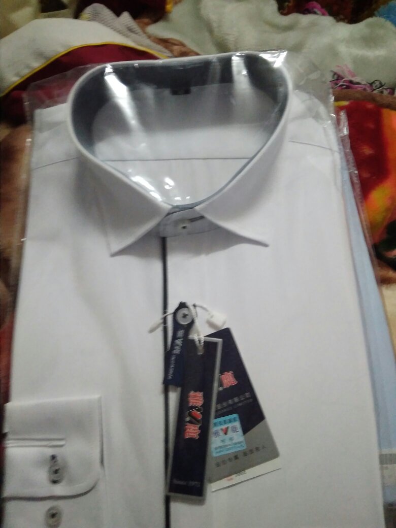 质量做工不错,穿着也舒服!物流也快!