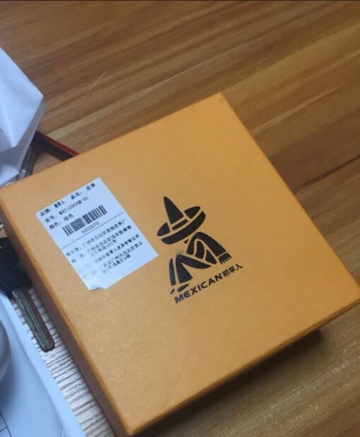 孔哪里的皮有破损,差评。。。