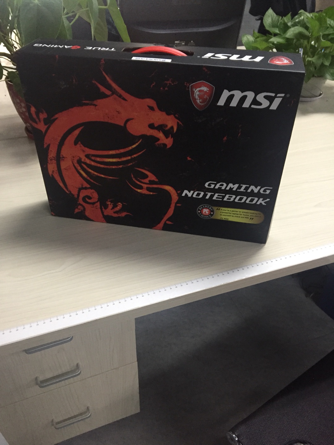 真的很恶心,11.1秒杀的价格是5699,现在过了11.1,普通的价格就是5699,我记得不是这么能忽悠人的