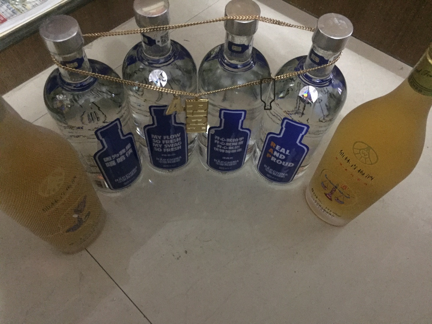 送给老婆的,希望她会喜欢就好了!
