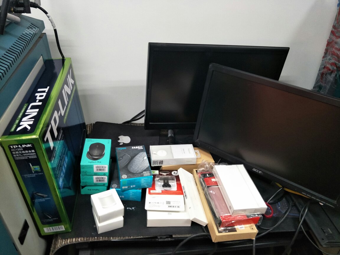 买了好多,都是准备圣诞礼物,到货很快就是57件,比较多。