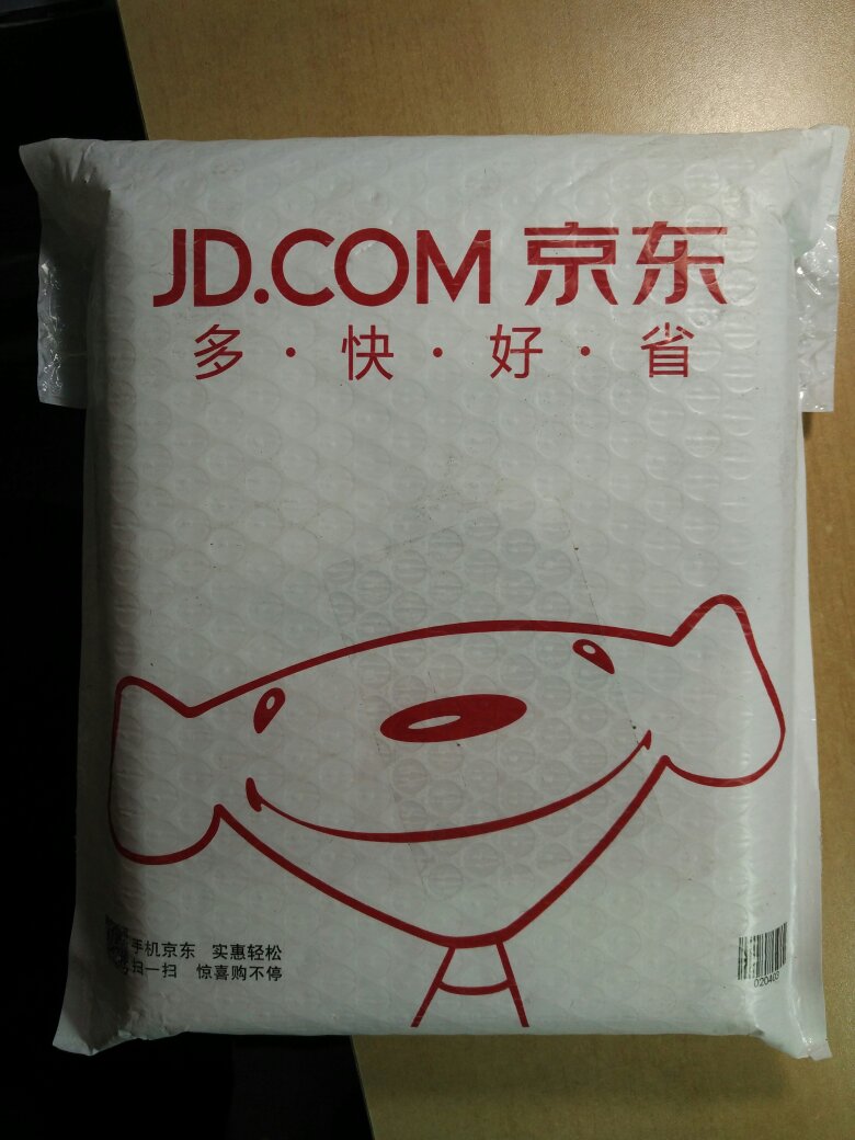 在网上千挑万选挑中了这本书,准备作为自己学习利用Python进行数据挖掘的教科书,自营的物流速度很快,书籍的包装也非常好,书到手以后没有任何的折损,以后网购买书还会首选的,好评!