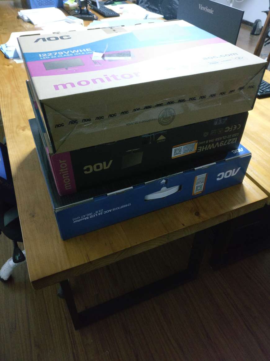 到货挺快的,还没拆封,与原来在实体店的包装一样。先评价给5分。