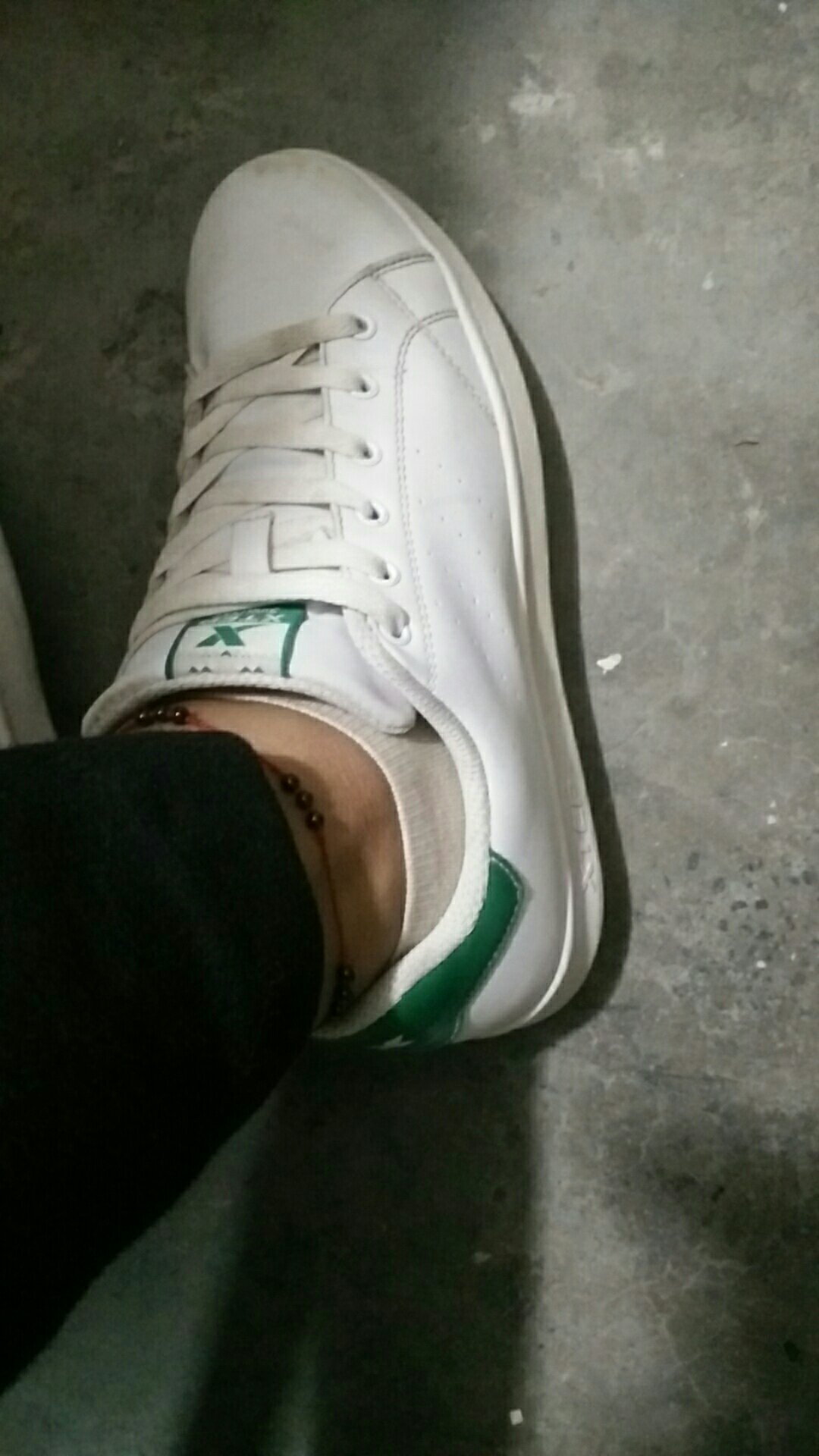 穿上很舒服,而且是正品哦,比实体店优惠多了