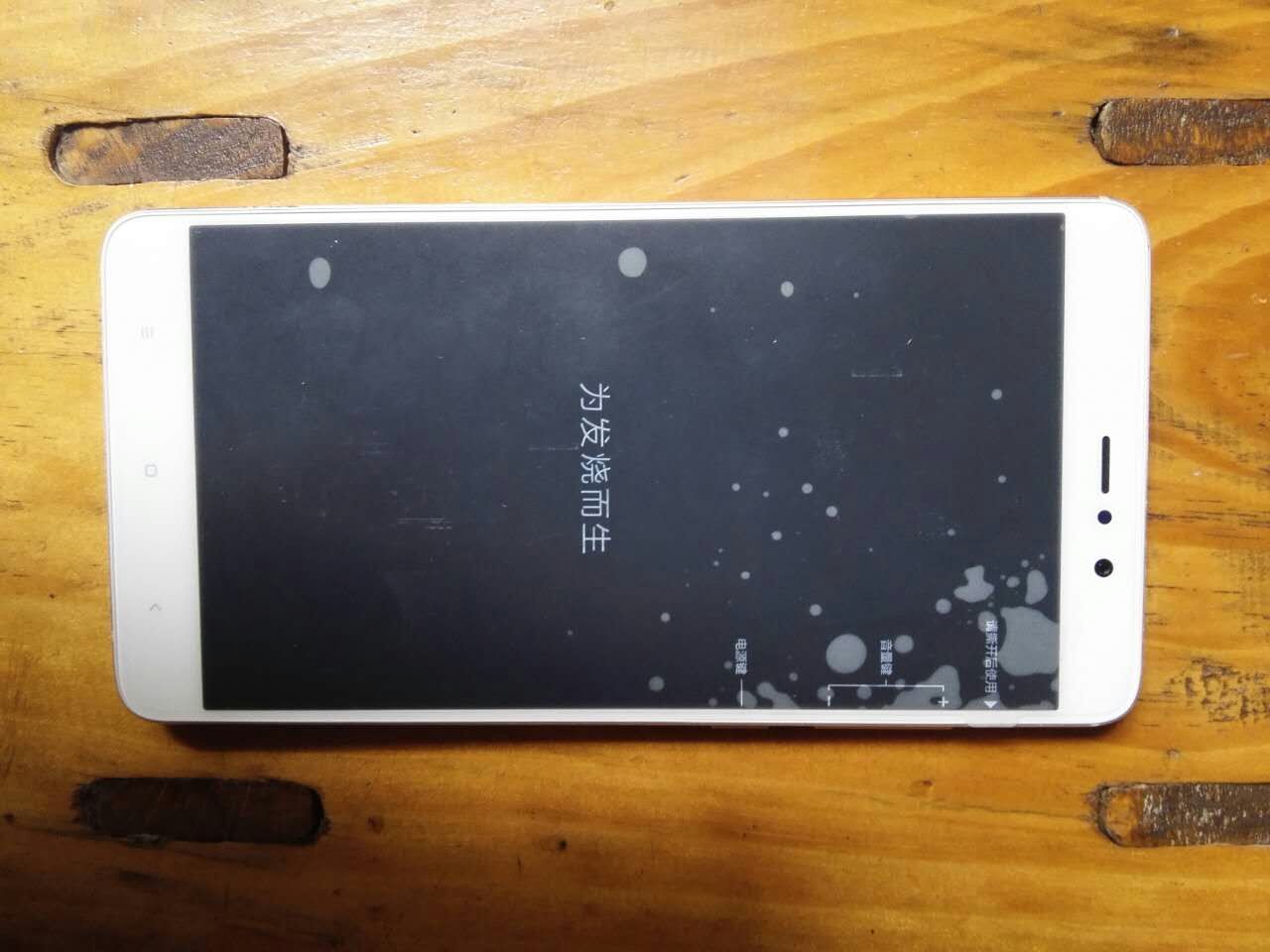 手机很不错,值得购买。