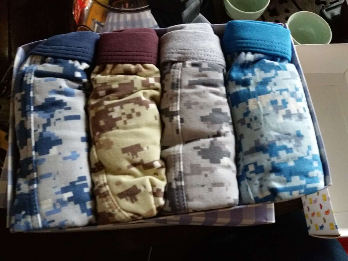 我家小孩的底裤一直在这里买的,一如既往地好