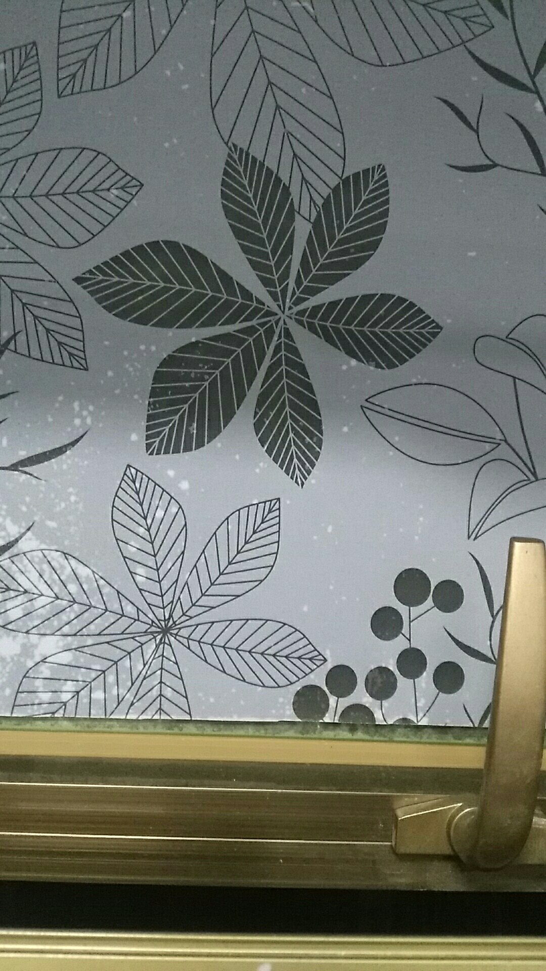 这个没有交,很好粘,撕了也没痕迹