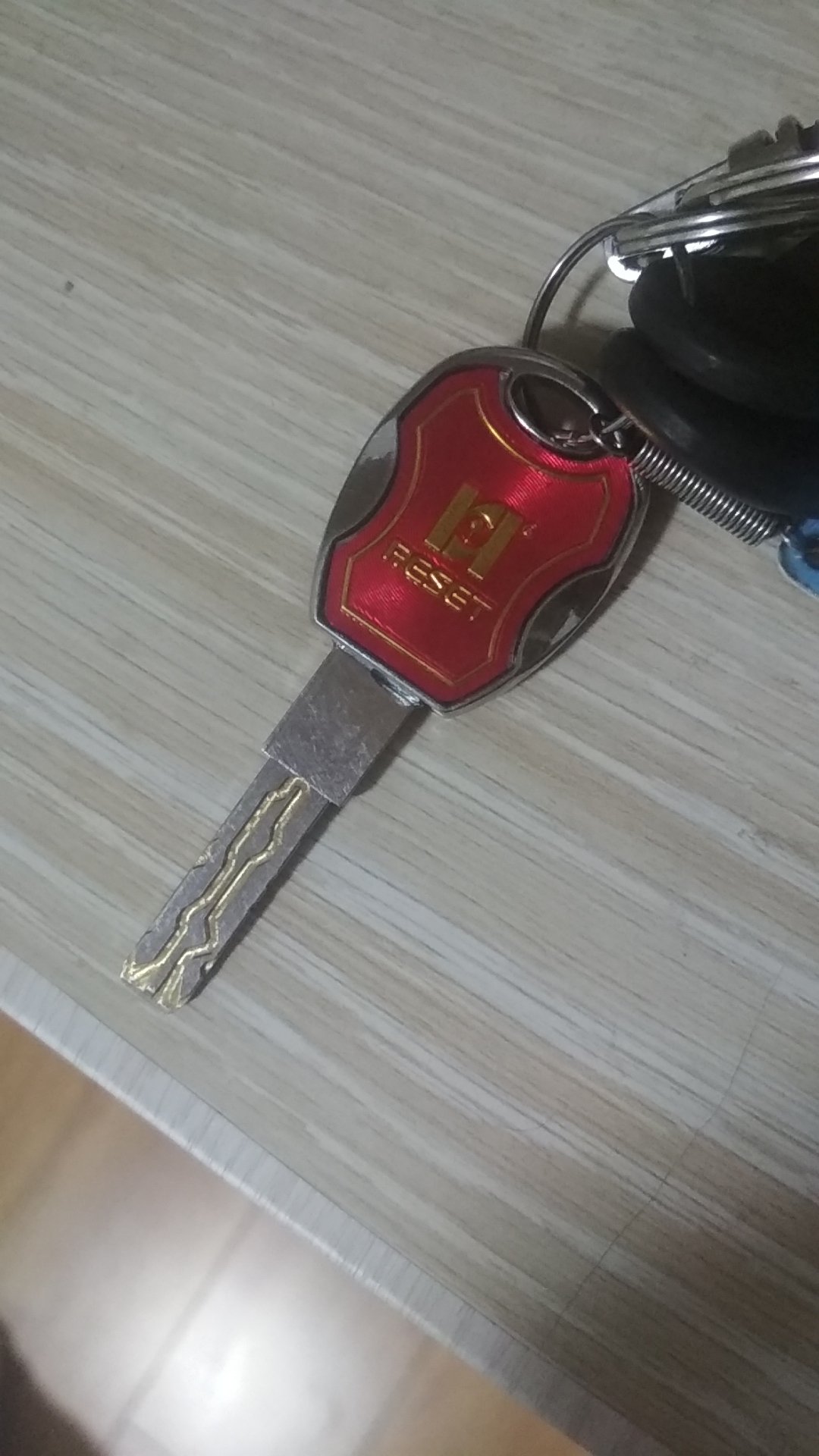 不错,自己换的很简单,主要看好物流