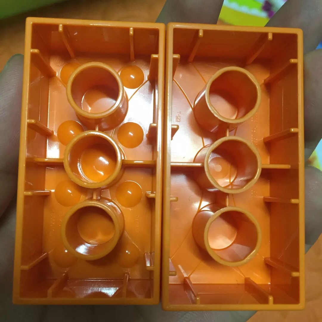 宝宝很喜欢,活动时买入,正品做工好,下次再来。