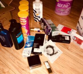 现在不管是生活日用品,家用电器,水果蔬菜都在上买,我一直信赖的品质,更相信快递!希望越做越好,支持正品[