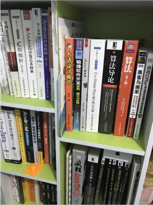 囤书也是一种乐趣,虽然以有限之生命畅游无限之书海必败无疑。但是生命不息买书不止。不要对别人的喜好说长道短,因为兴趣没有好坏之分。只要自己喜欢那就干吧。一如既往地支持。喜欢物流的速度。