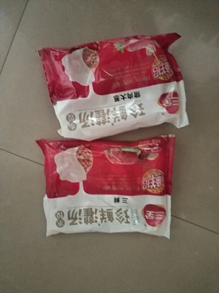 挺好的速冻水饺~趁着实惠多买几袋。。。