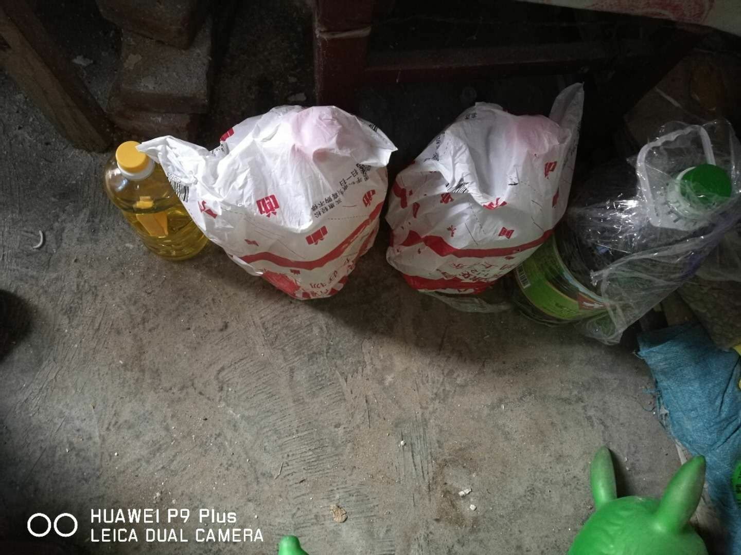 从包装看,是正品,相信