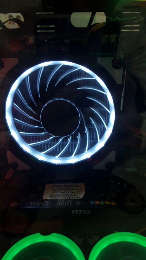 挺好看的,就是有点抖。