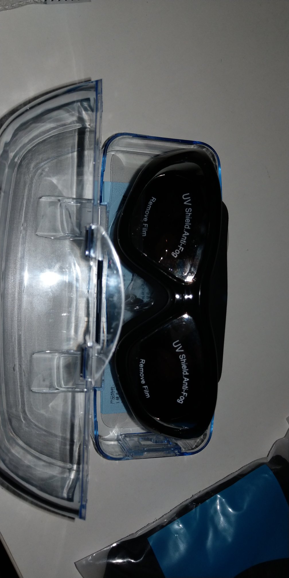 不错的游泳装备,只是防水臂包并不是想象中那样可以游泳装手机什么的。
