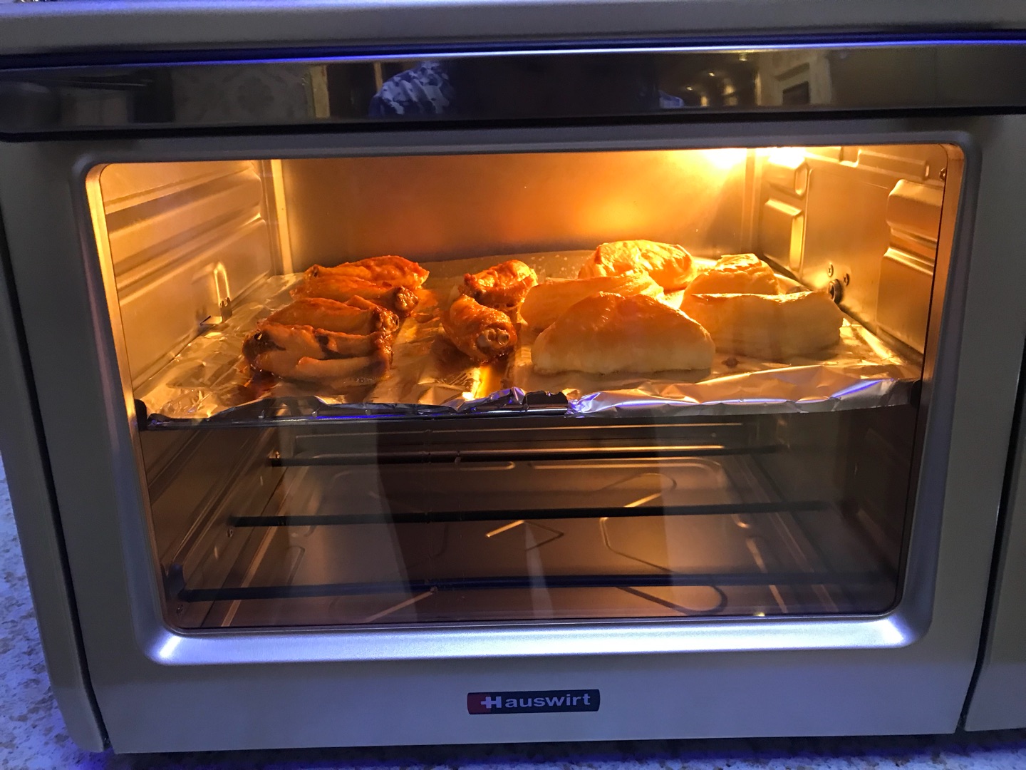 容量大很实用受热均匀烤了鸡翅榴莲酥排骨。点个赞