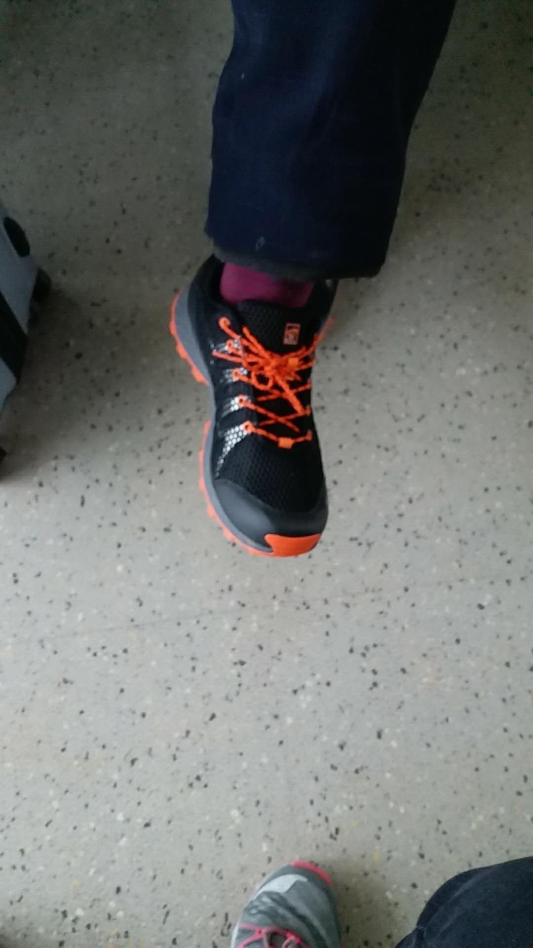 一起拍的,已经穿着出门了,很舒适,服务很好。