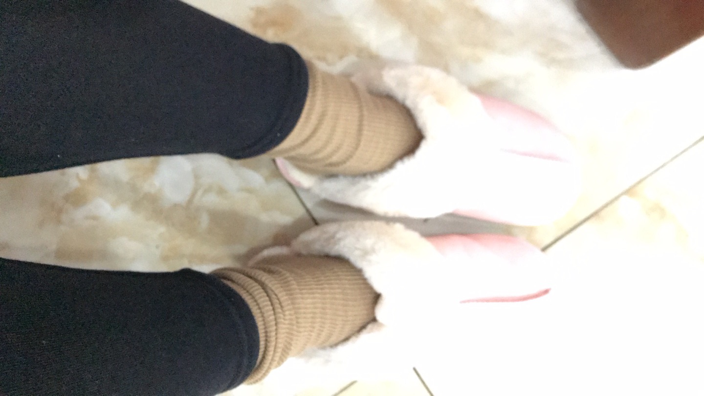 袜子纯棉的挺舒服的