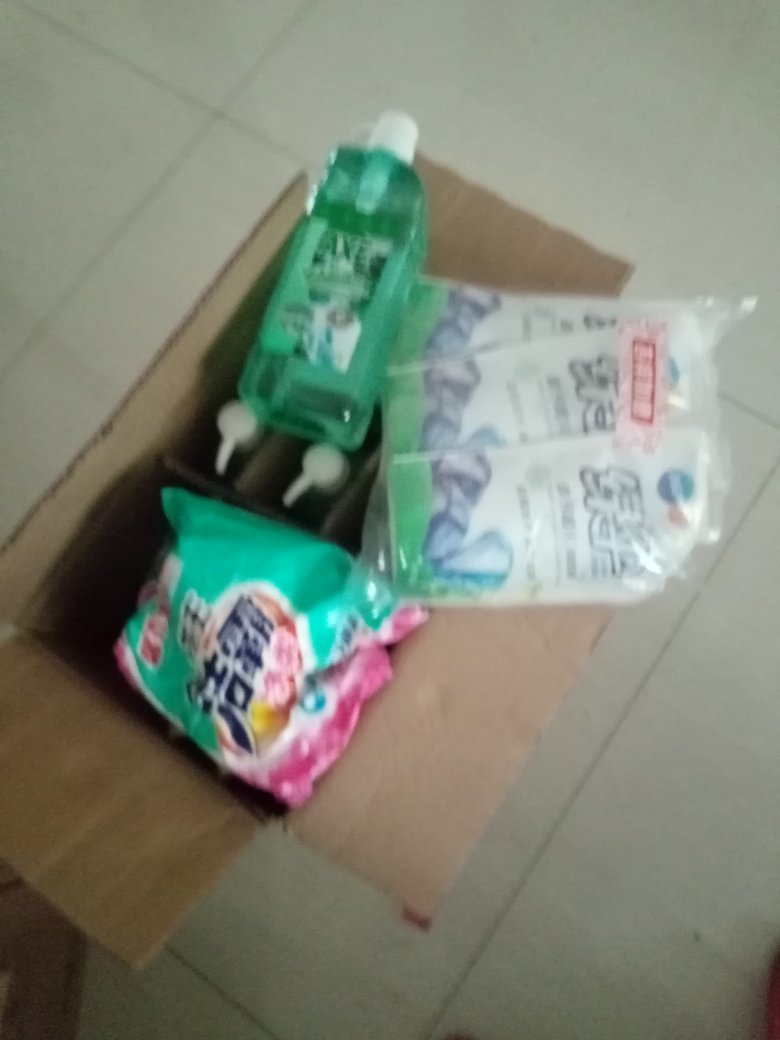 洗洁精看着还不错,还没有用,挺实惠的。