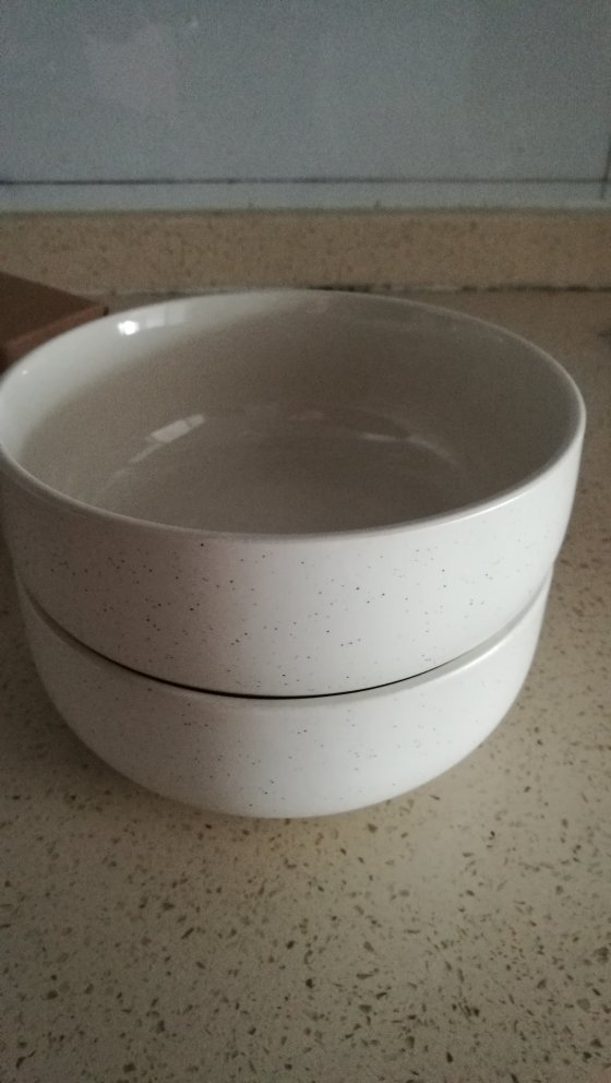 挺美腻的 虽然感觉没有图片上好看 但是已经很满意了 一套超可爱 包装也不错