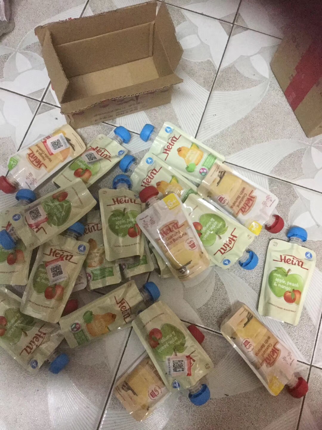 活动买的,第一次给孩子买,之前吃妹妹家的感觉还行,天冷了隔水加热下吃还省事。