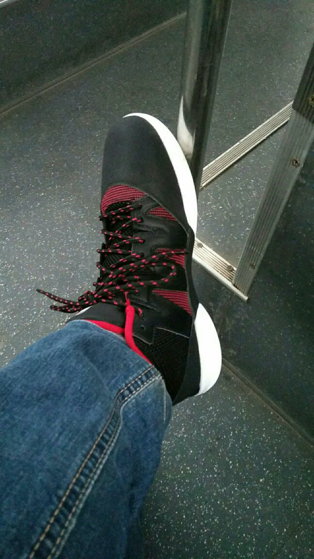 穿了挺舒服的,安踏这个牌子还是可以的