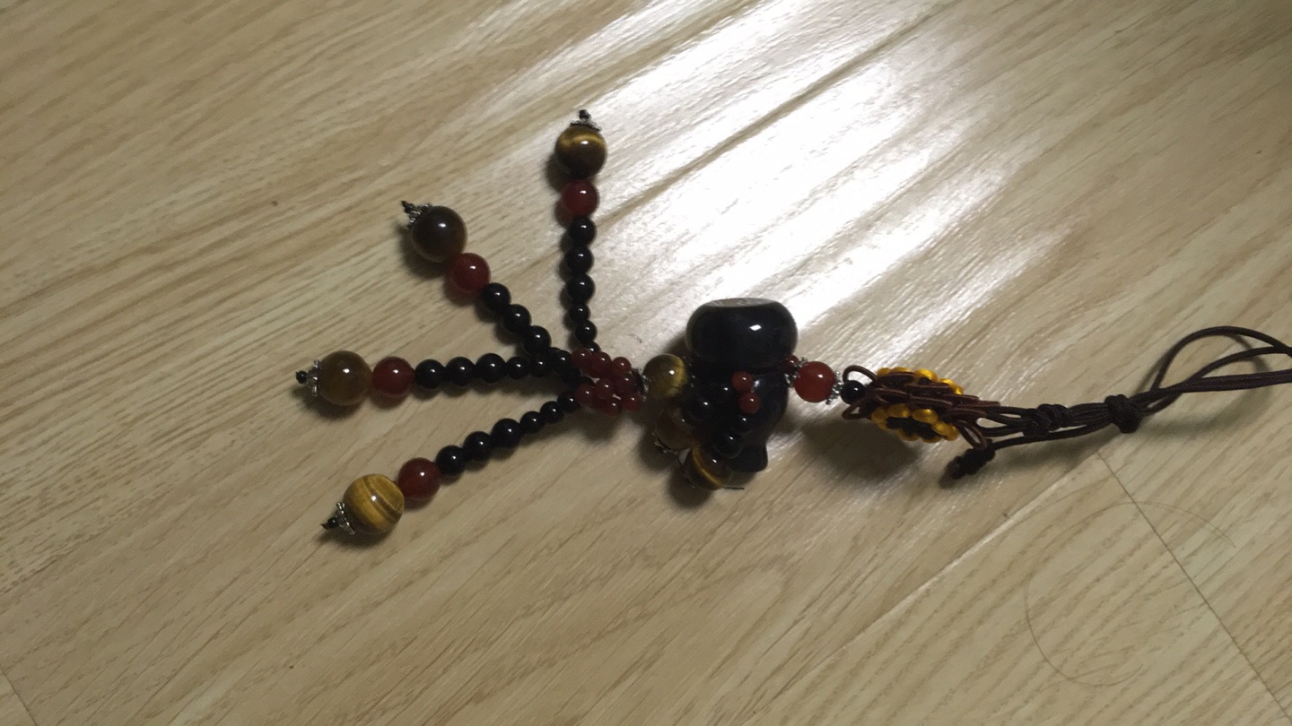 包装很好,看着不错,摸着也有质感