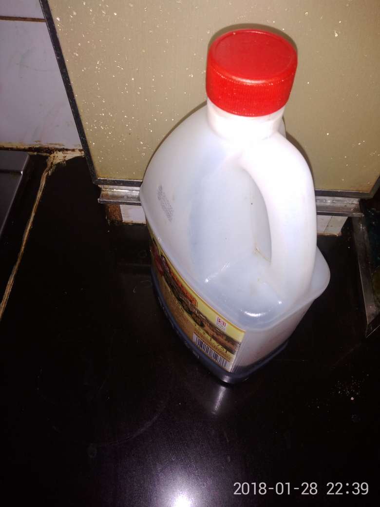 天立 纯香米醋 1.75L 比起其他牌子的醋,个人觉得天立的醋味道最好,醋我只买天立,买醋我只上!!!!