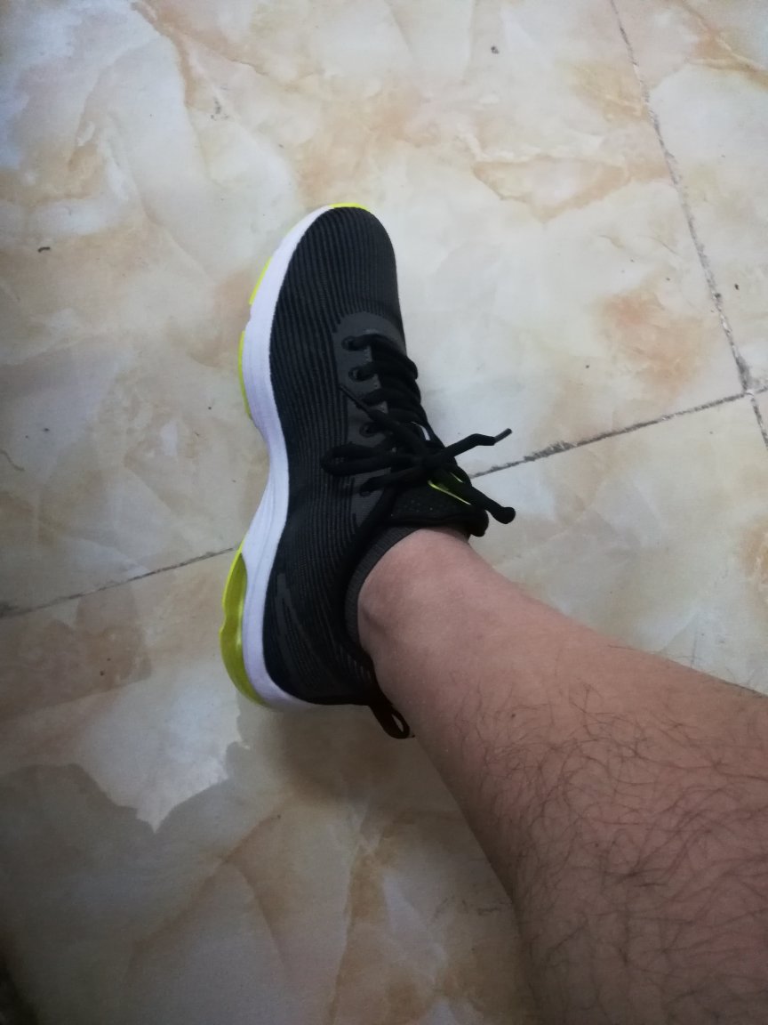 物流给力,早上落单,下午就送到了,就是快!品质还可以!