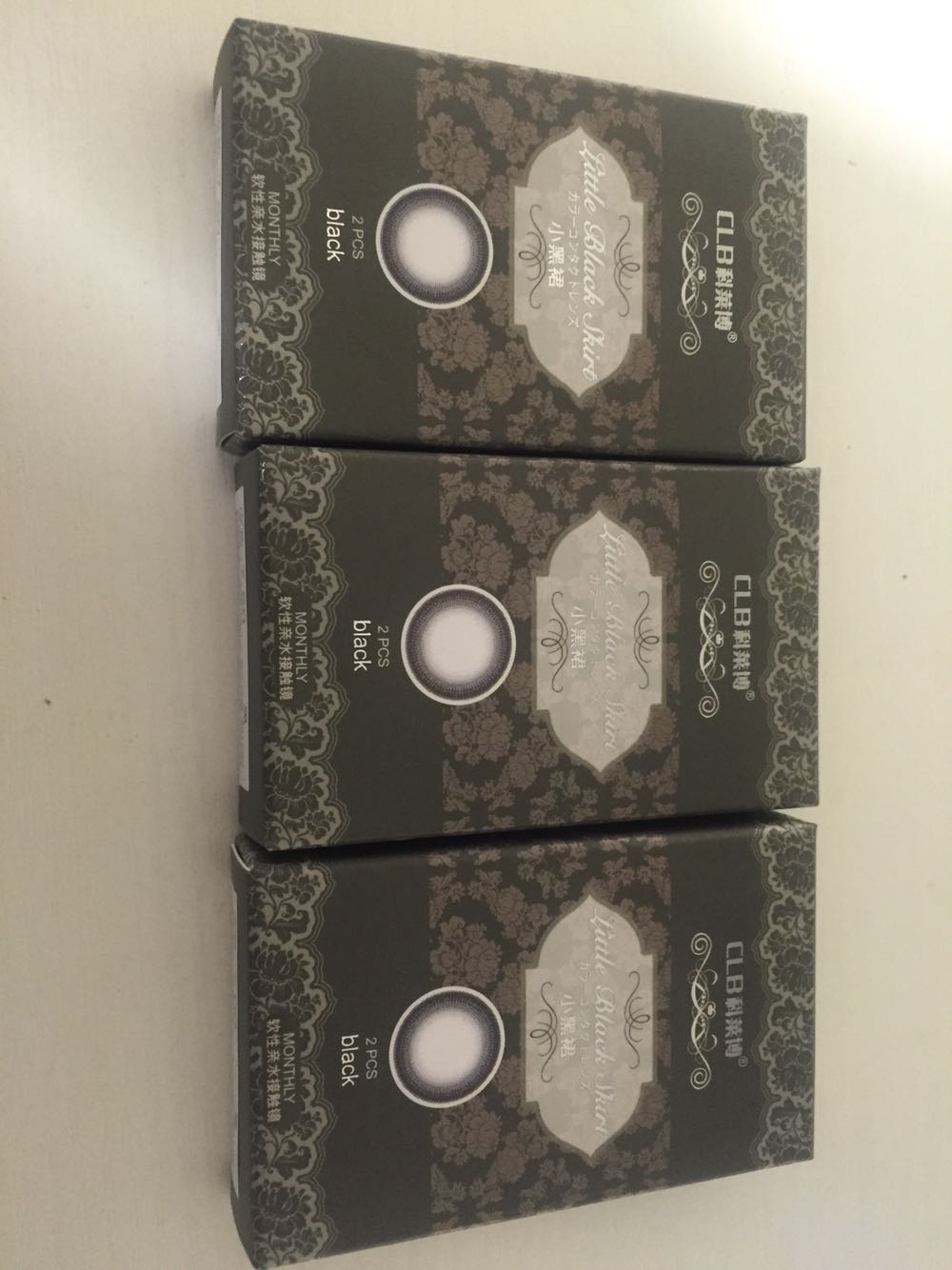小黑裙是我一直爱用的一款,我喜欢自然的,不要太明显的,且舒适性好的,一天面对电脑戴着毫无压力,月抛干净卫生。