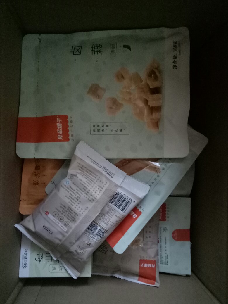喜欢,买了好多次了,信赖,快递速度和服务都很好。
