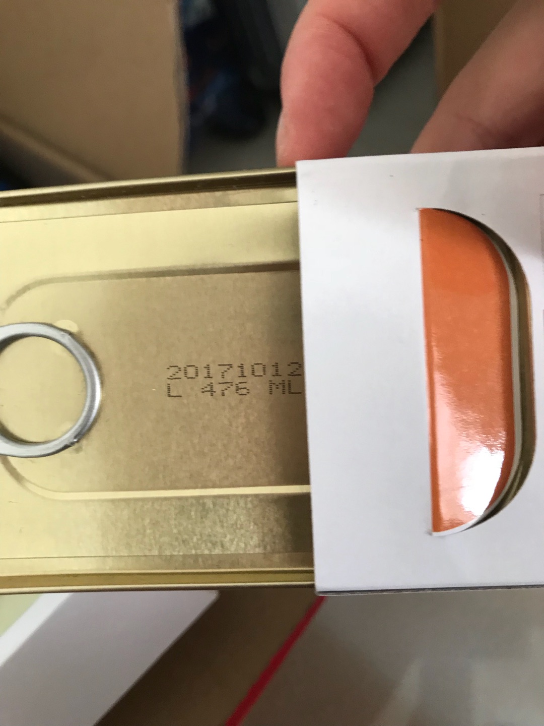 这个本来想退货的!想想算了!盒子打开过!里面是拼的!就日期都各不一样!三颗星也是给快递的!不会买了