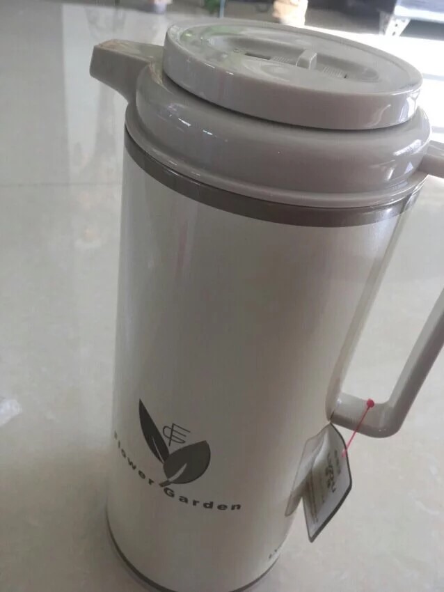 这个暖瓶非常好!保温效果非常好!开水入壶48小时后水还烫嘴。可以说是质优价廉的好货了。