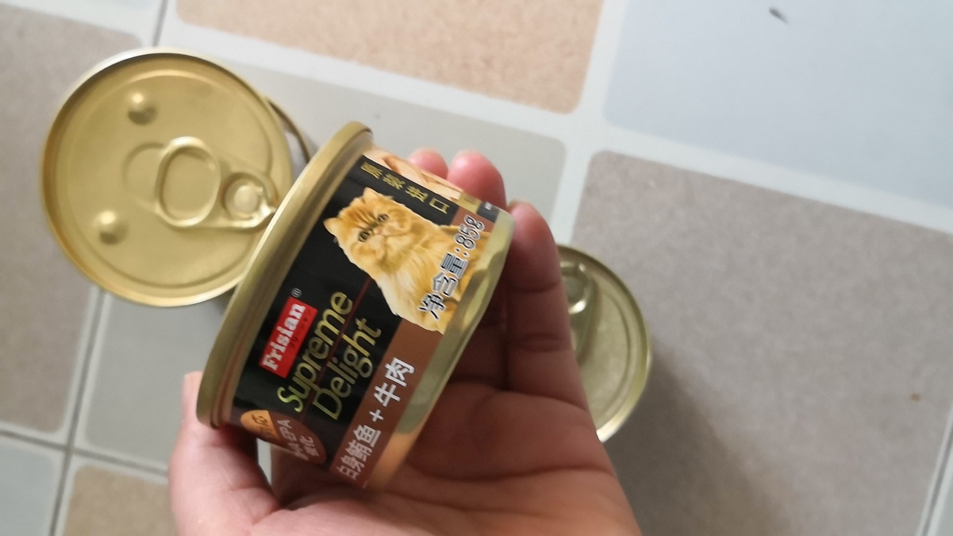 第一次买,几种口味先尝尝看吧,主子比较嘴刁,难伺候。希望它爱吃,以后来评价