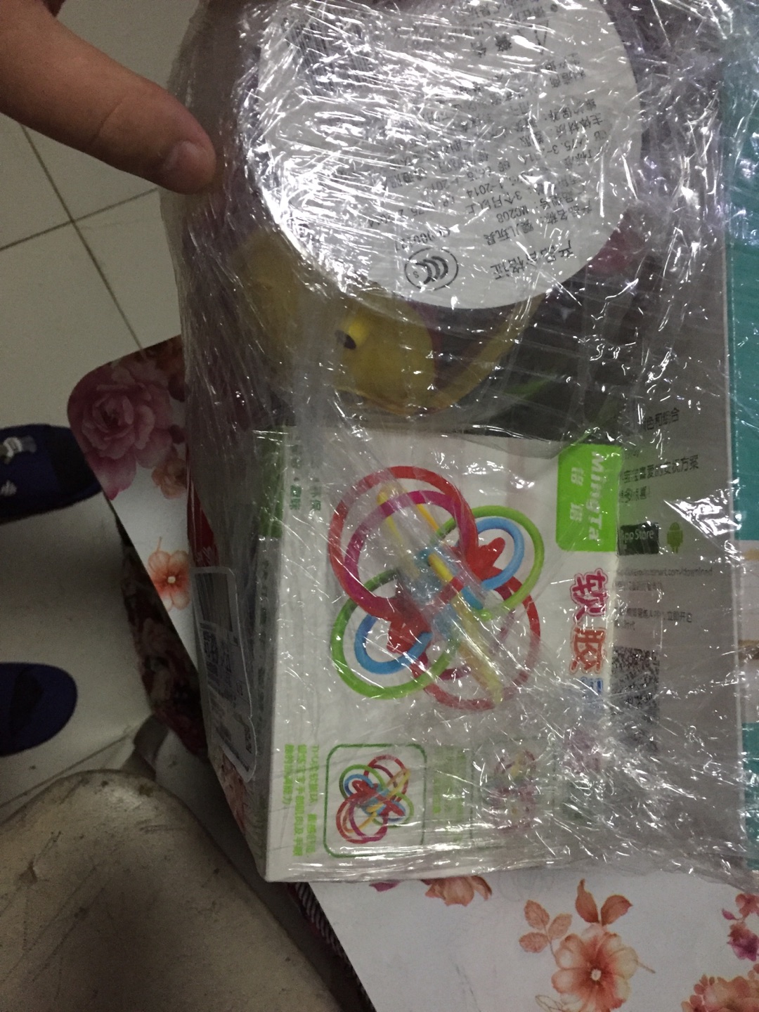 看起来还可以,加个很实惠,至于材料,看不出来,