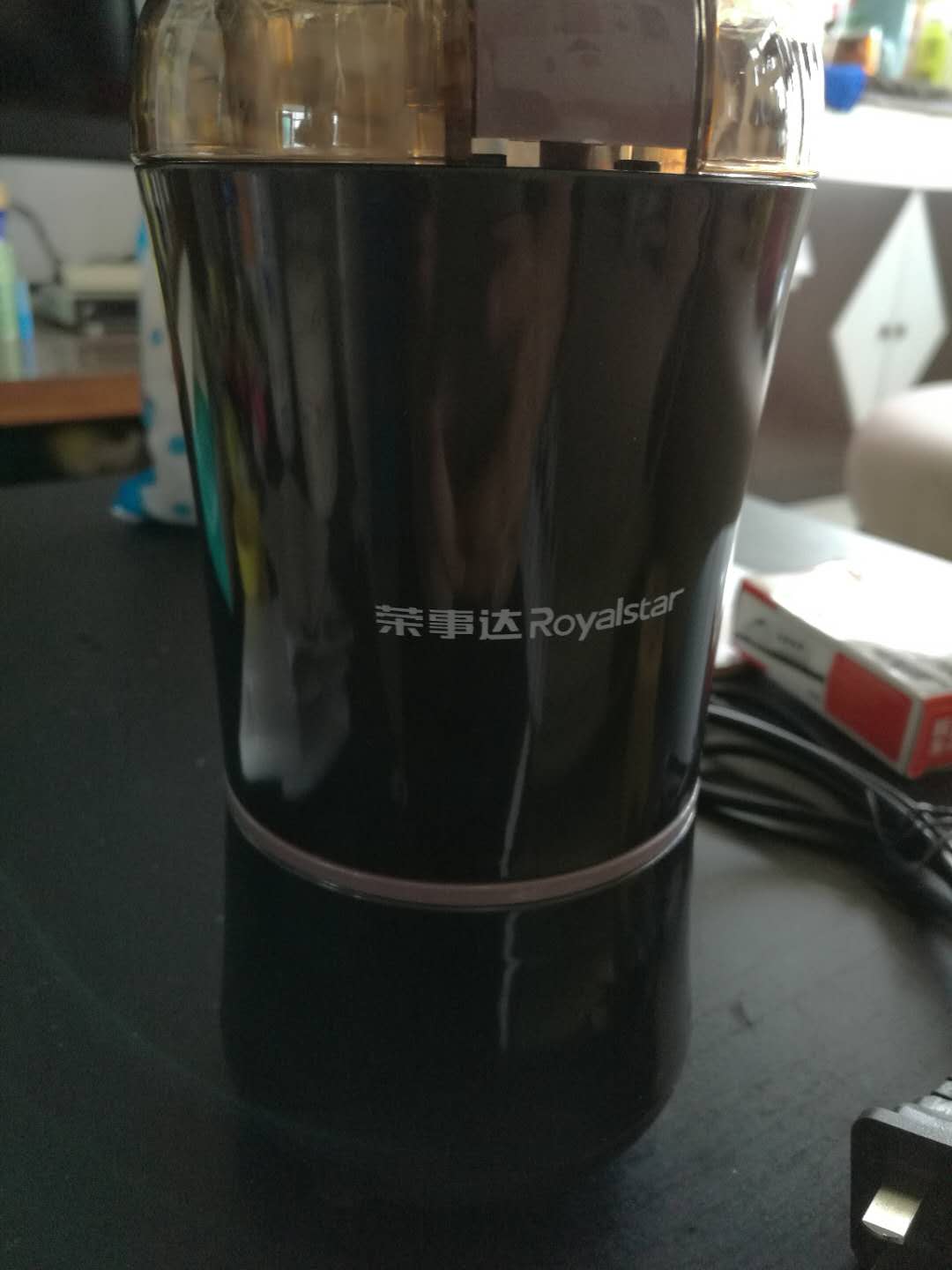 东东很不错,适合少量打粉使用,价格也便宜,荣事达老品牌了,质量信得过!