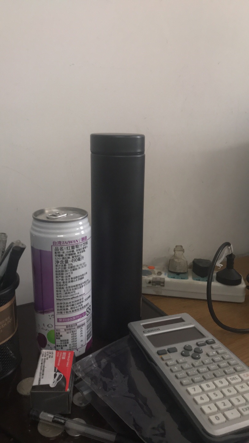 超级好的杯子就是有点长,但是重量很小,不沉,而且保温效果不错