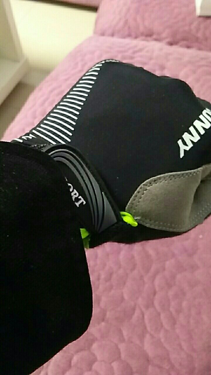 东西挺好的,就是不知道结实不结实,用一段时间再做评价
