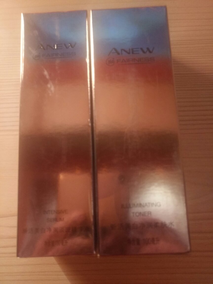 第一次使用这款爽肤水,使用完以后再来做进一步的评价