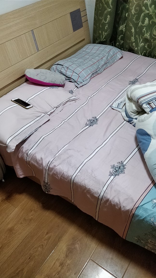 挺好的,看着不错,摸着不错。