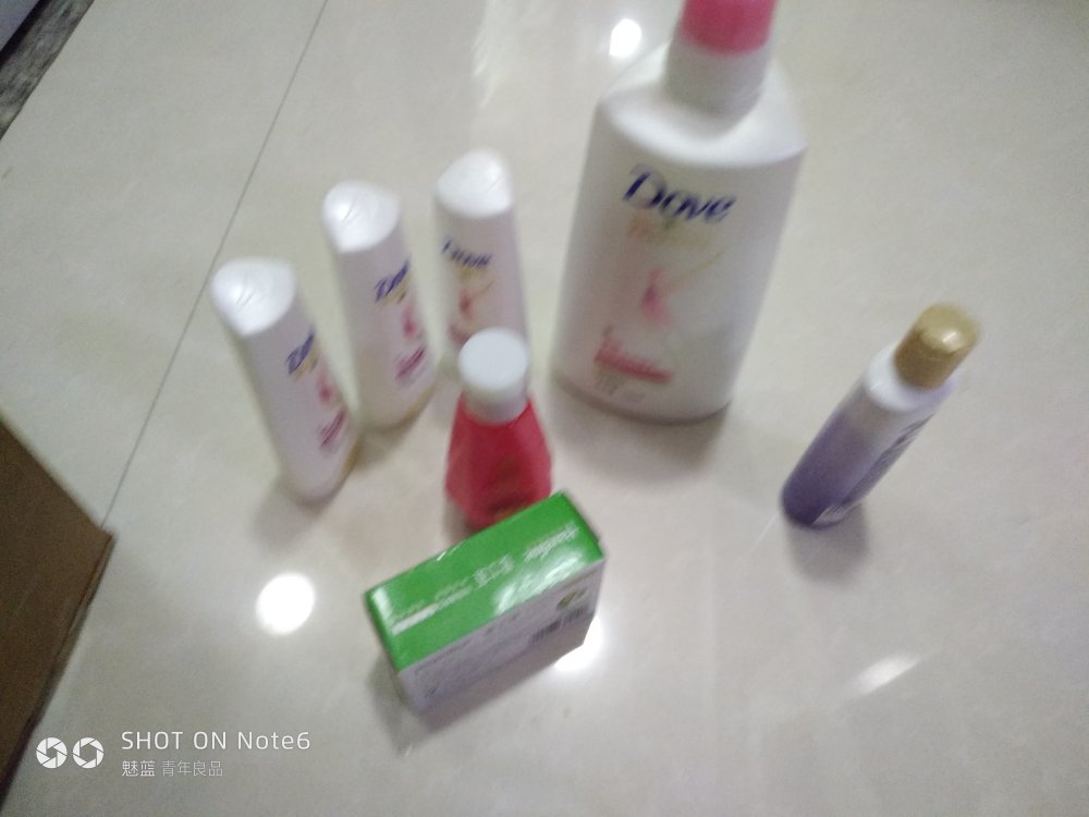 感觉还不错,味道好闻,还没用呢,效果应该不错